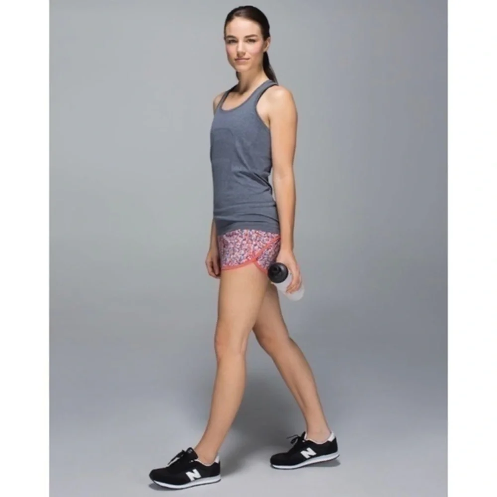 Lululemon Run Speed Short *4-way Stretch in Prism Petal Multicolor Floral Shorts